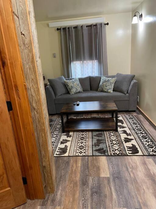 Parkway Yellowstone Guest House Apartment #3 가디너 외부 사진